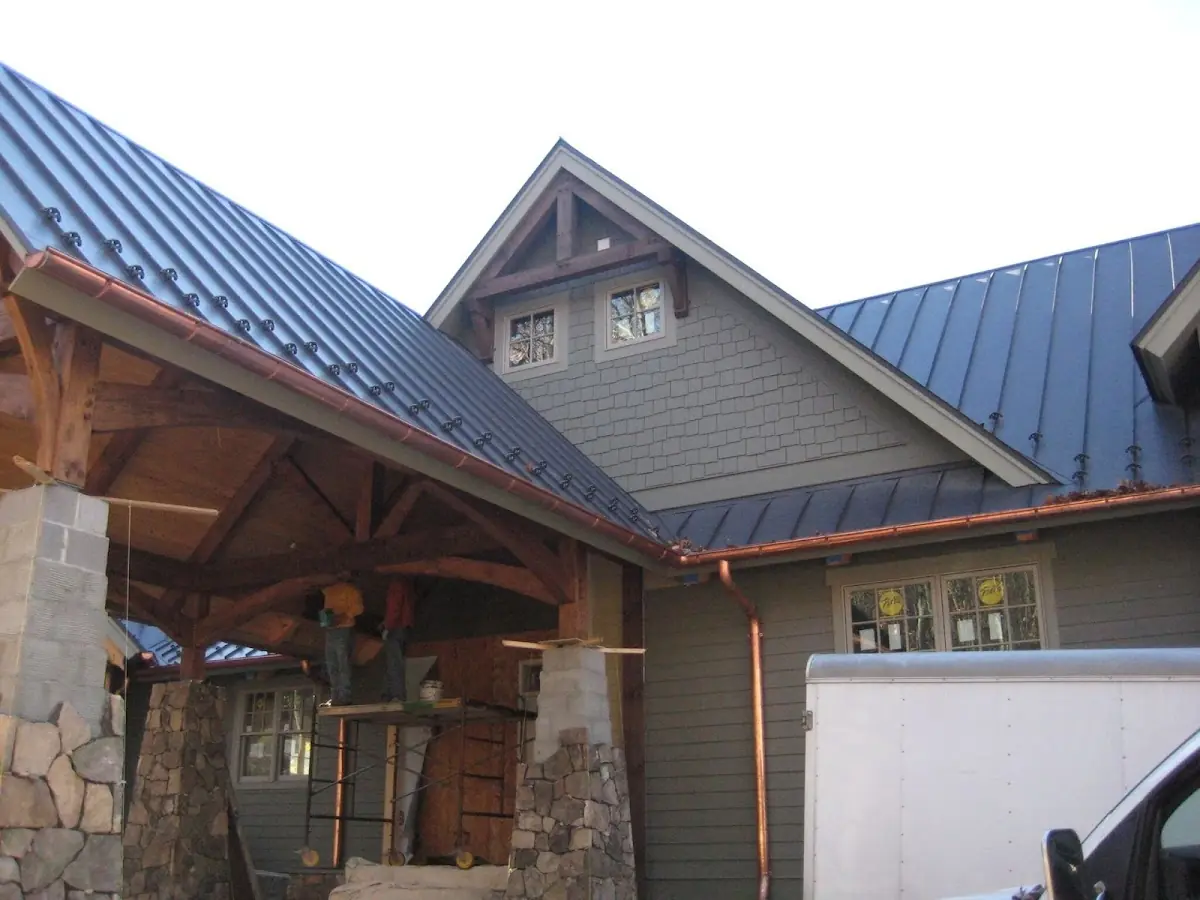 Craftsman Roofing team delivering quality roofing work in Rutherford